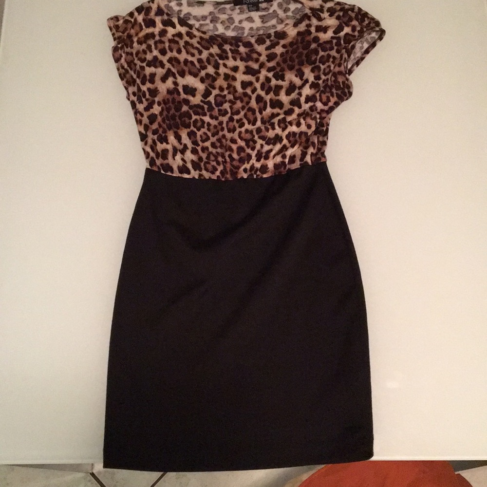 Forever 21 Size Small Leopard Print Dress